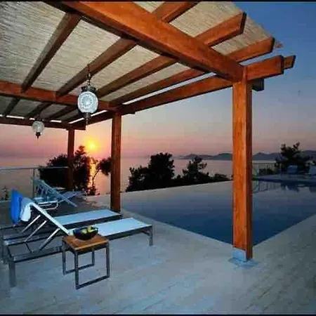 Villa Faralya *
